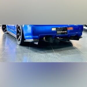 Meet your Posher, Thana